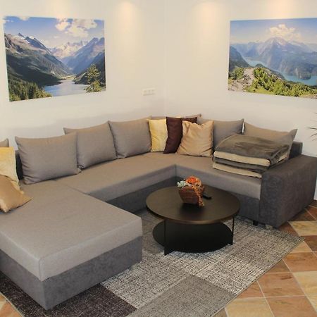 Ferienwohnung Auszeit Stubai Fulpmes Ngoại thất bức ảnh